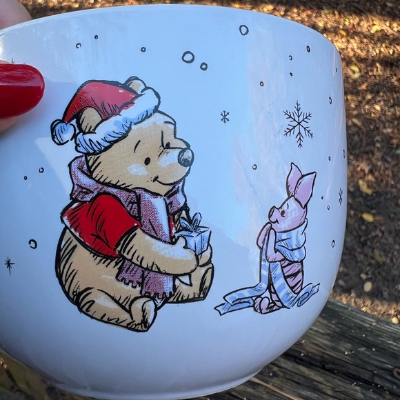 Winnie the Pooh Oversized Christmas Mug NWT - Picture 8 of 10